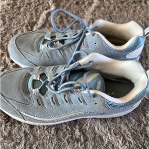 Easy Spirit Seromy walking shoe size 10WW